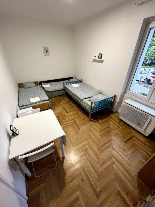 Appartamento Hangulatos lakás Budapest zöld övezetében Esterno foto